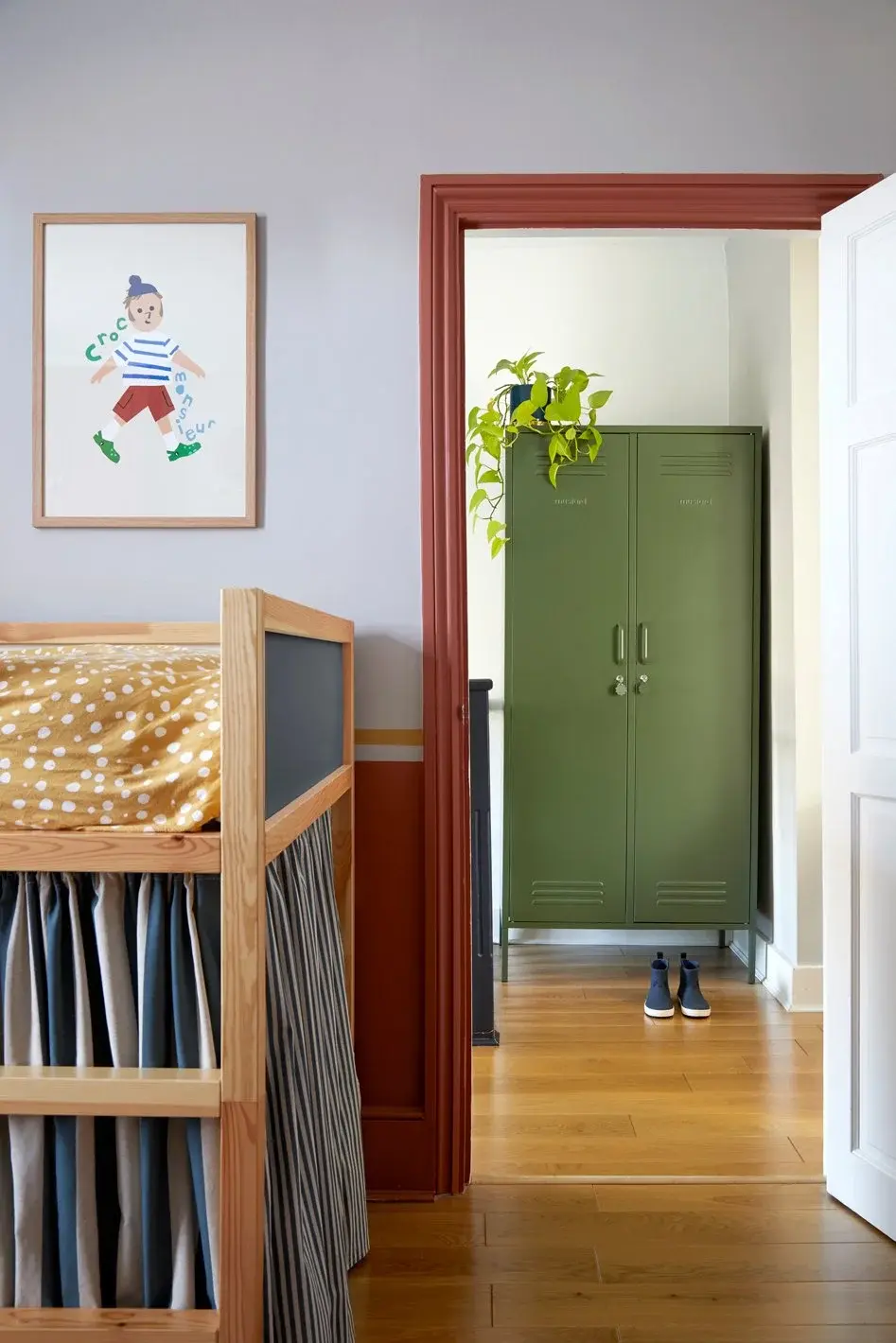 Child’s bedroom in the Kentish Town Victorian Flat, Kentish Town, London NW5 — interior design by Born & Bred Studio