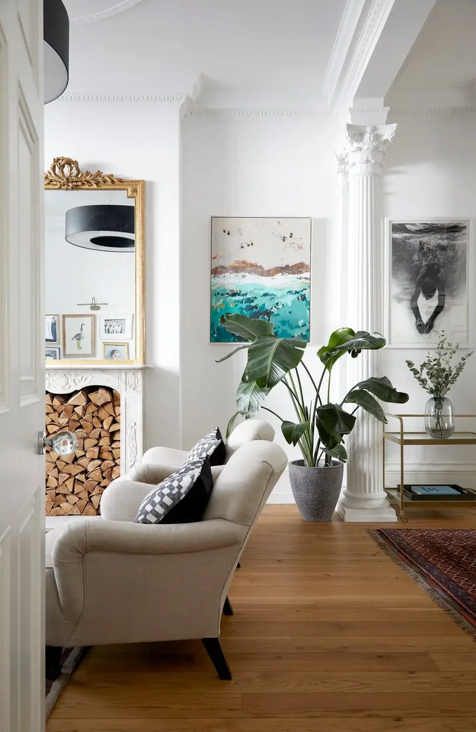 Living room in the Notting Hill Townhouse, Notting Hill, London W11 — interior design by Born & Bred Studio