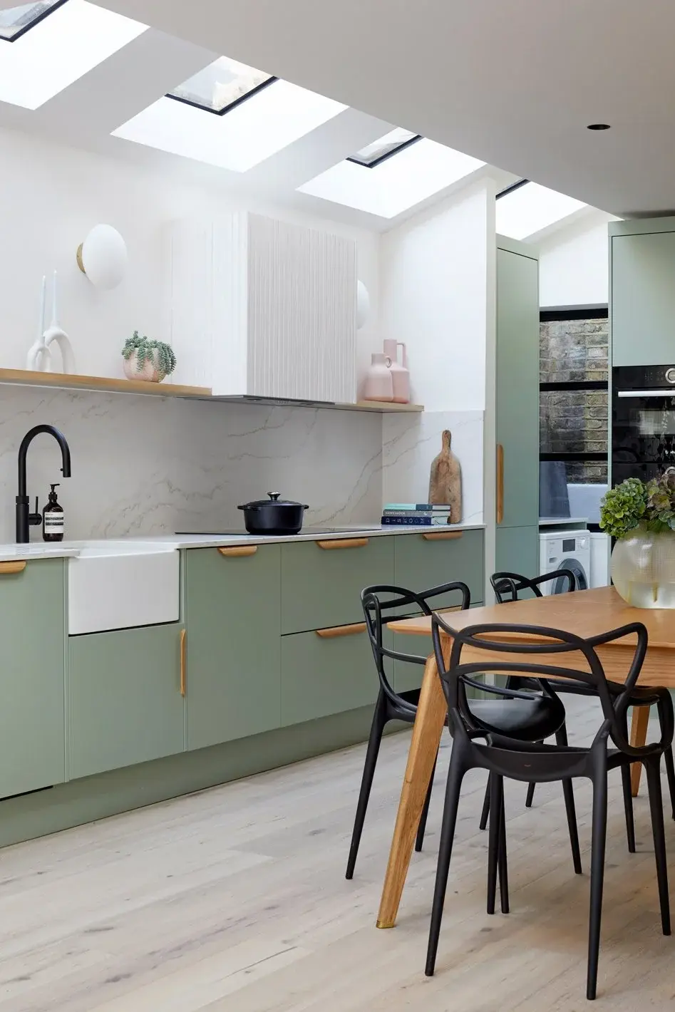 Kitchen in the Queen’s Park Side Return Extension, Queen’s Park, London NW6 — interior design by Born & Bred Studio