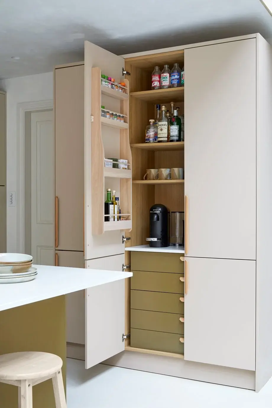 Child’s bedroom in the Willesden Green Victorian Mid-Terrace, Willesden Green, London NW10 — interior design by Born & Bred Studio